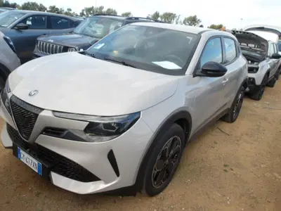 Alfa Romeo Junior elettrica Speciale 156cv del 2025 usata a Alessandria