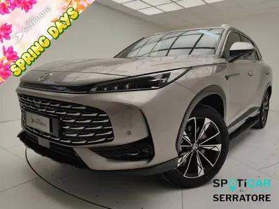 Mg HS 1.5 phev Luxury auto nuova a Erba