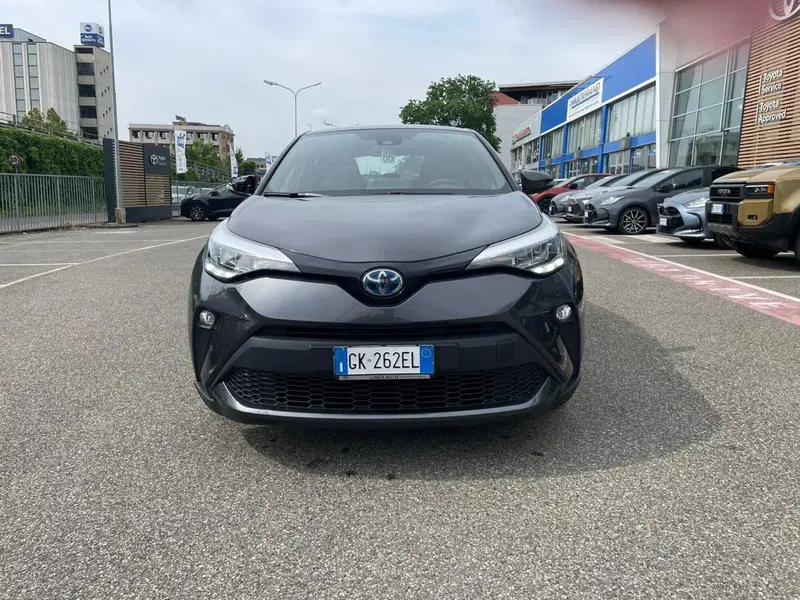 Toyota Toyota C-HR usata a Piacenza (9)