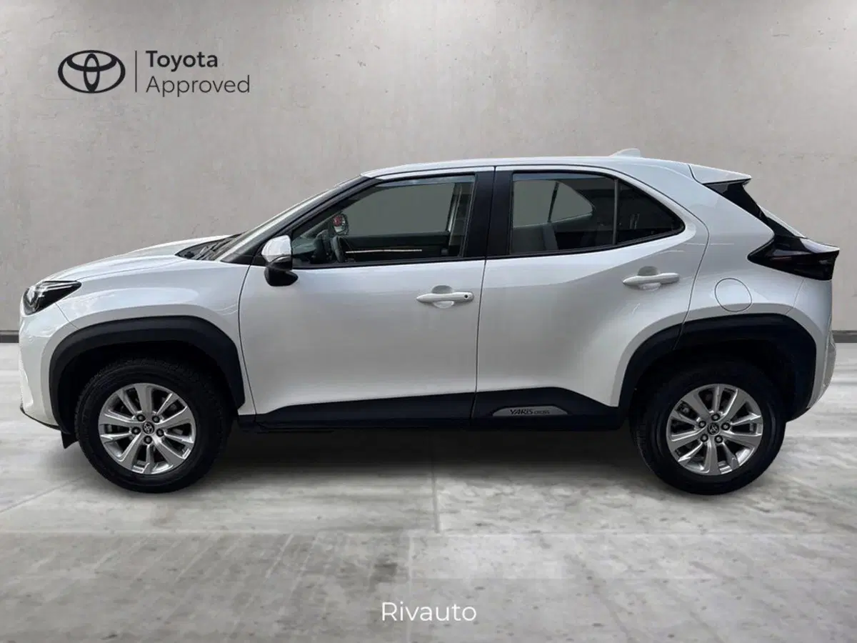 Toyota Yaris Cross usata a Como (3)
