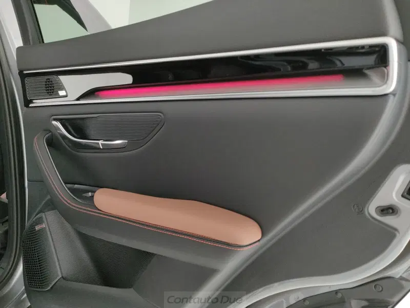 Byd Seal U DM-i  nuova a Caserta (16)