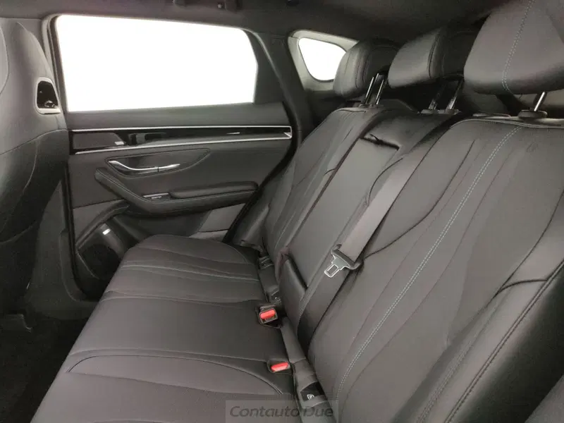 Byd Seal U DM-i  nuova a Caserta (16)