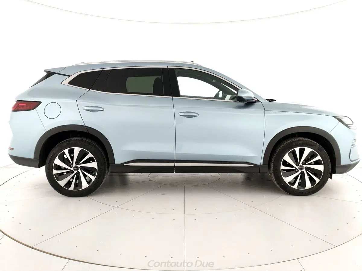 Byd Seal U DM-i  nuova a Caserta (4)