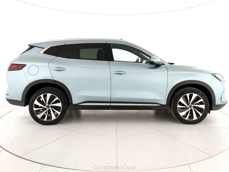 Byd Seal U DM-i  nuova a Caserta (4)