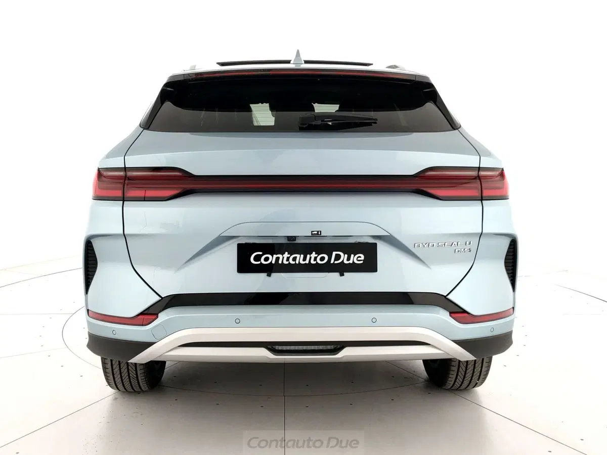 Byd Seal U DM-i  nuova a Caserta (6)