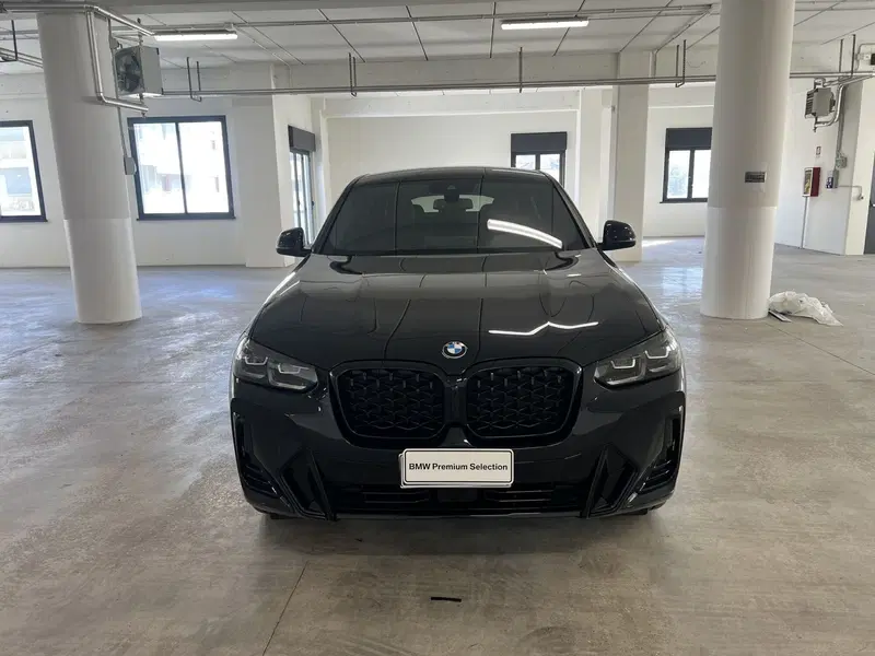 BMW X4 nuova a Torino (2)