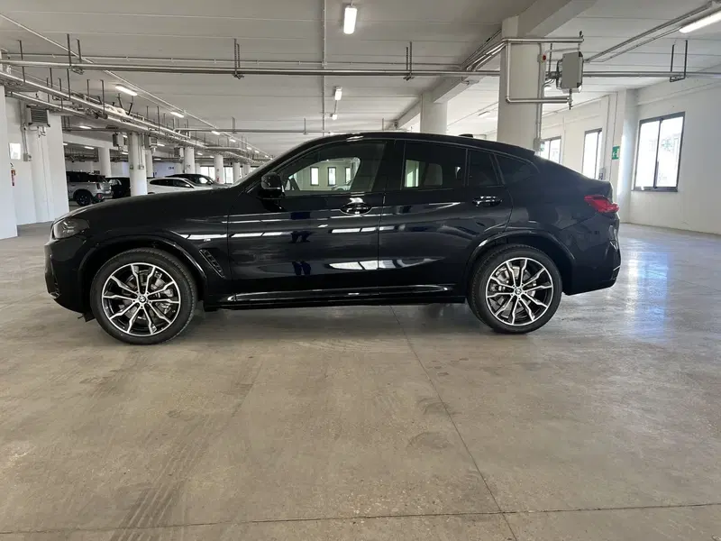 BMW X4 nuova a Torino (5)
