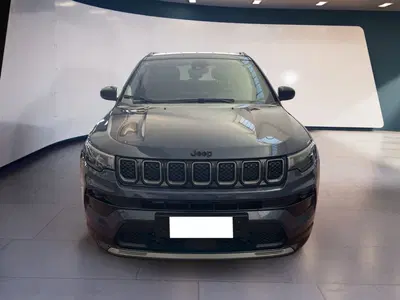 Jeep Compass 1.5 turbo t4 mhev Summit 2wd 130cv dct del 2023 usata a Torino