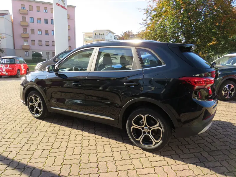 Mg ZS nuova a Monza e Brianza (4)