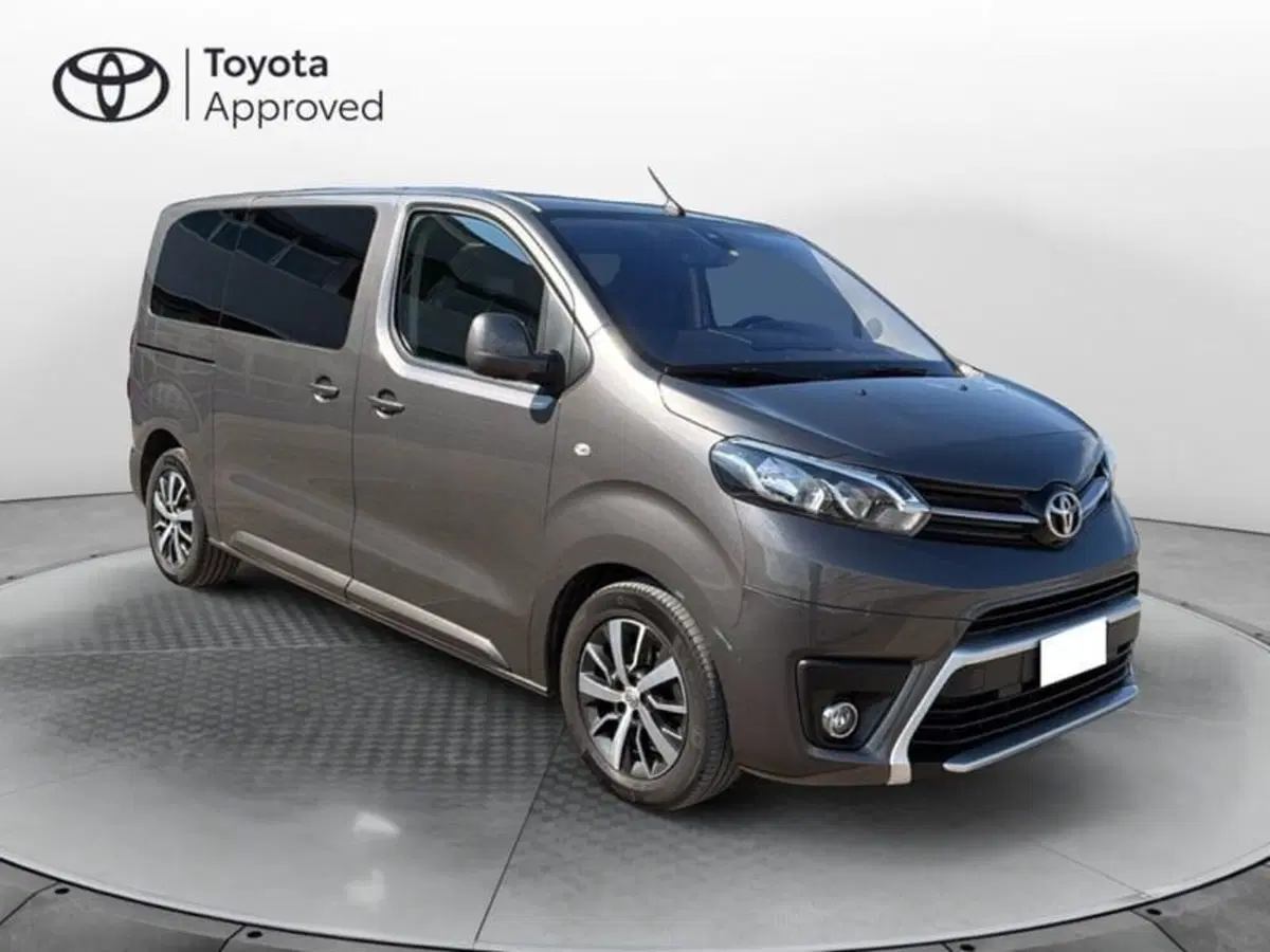 Toyota Proace Verso usata a Vicenza (6)