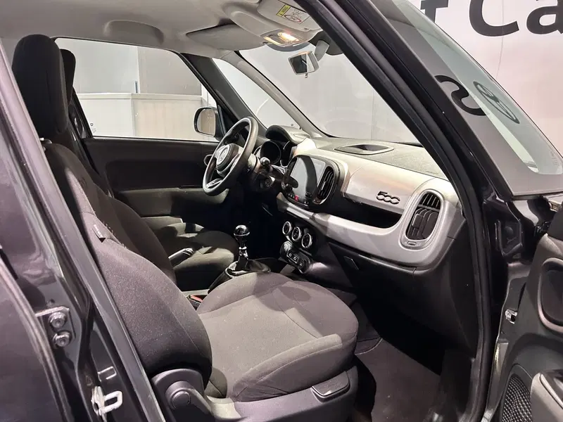 Fiat 500L usata a Milano (14)