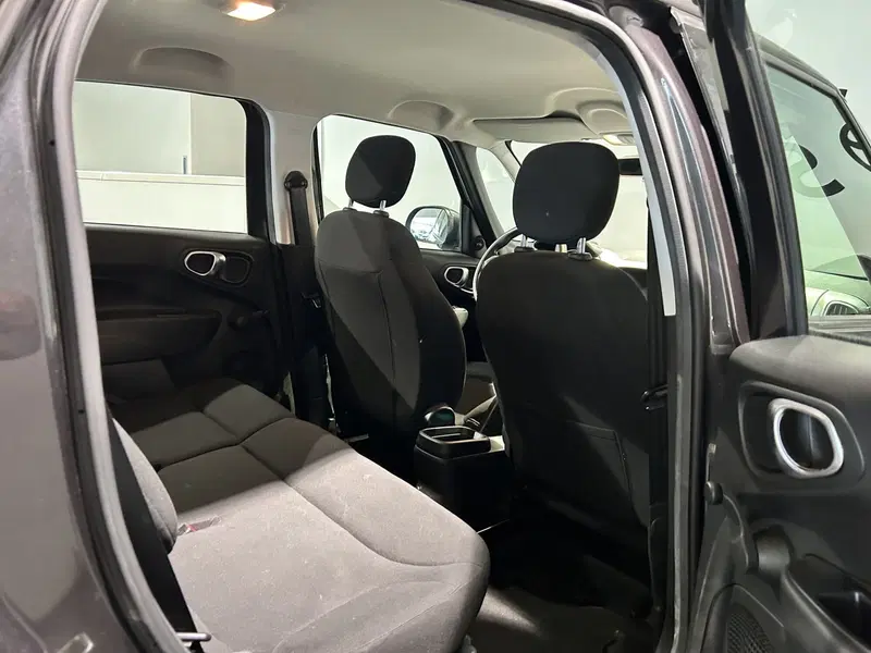 Fiat 500L usata a Milano (15)