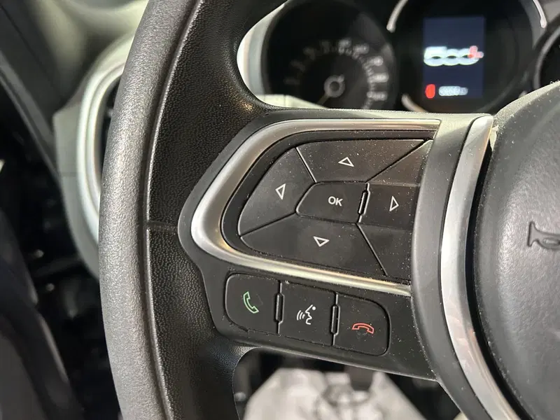 Fiat 500L usata a Milano (16)