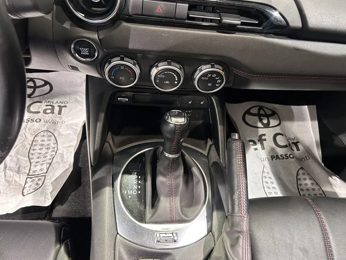 Mazda MX-5 usata a Milano (14)