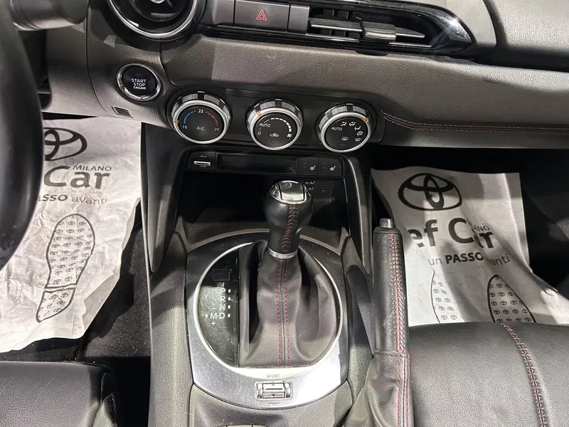 Mazda MX-5 usata a Milano (14)