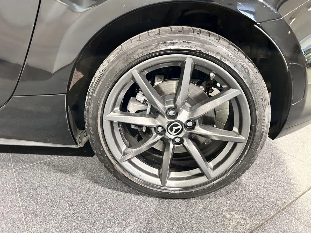 Mazda MX-5 usata a Milano (7)