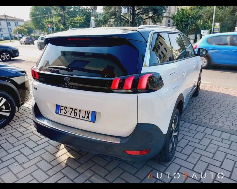 Peugeot 5008 usata a Parma (4)
