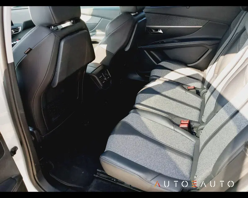 Peugeot 5008 usata a Parma (9)