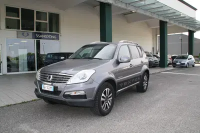 Ssangyong Rexton W Xdi 4WD del 2014 usata a Pordenone