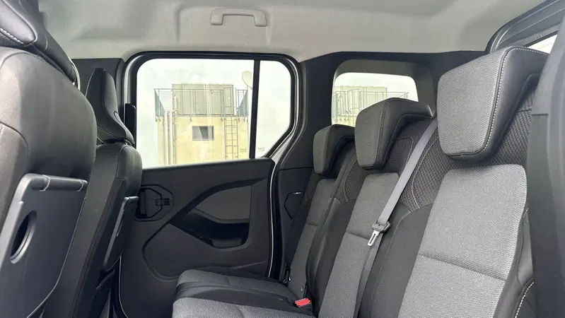 Renault Kangoo Furgone nuova a Parma (14)