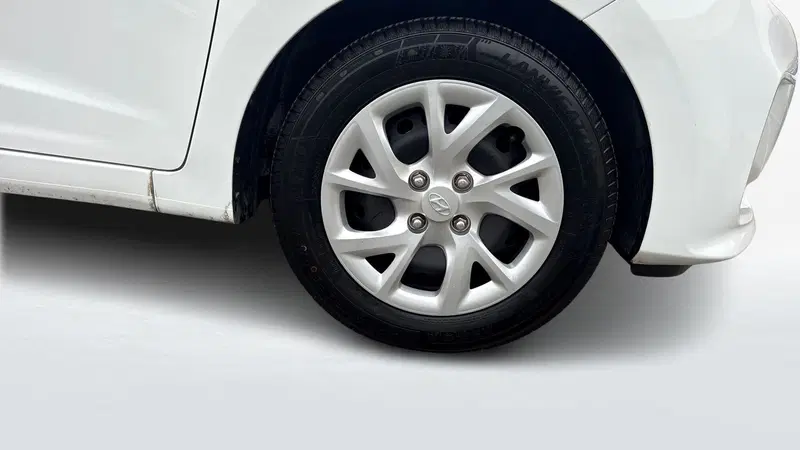 Hyundai i10 usata a Parma (5)