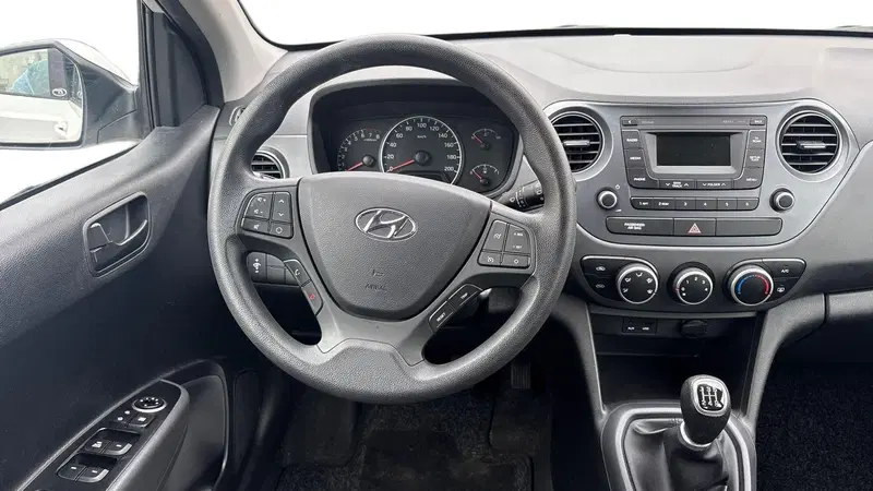 Hyundai i10 usata a Parma (6)