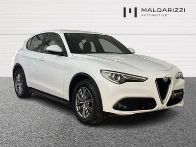 Alfa Romeo Stelvio Stelvio 2.2 Turbodiesel 190 CV AT8 Q4 Super Business del 2023 usata a Taranto