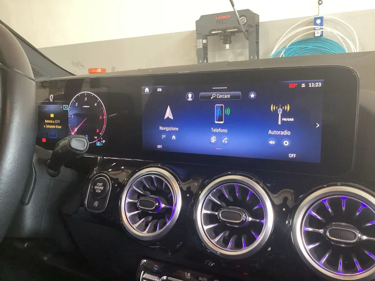 Mercedes-Benz GLA SUV usata a Foggia (12)