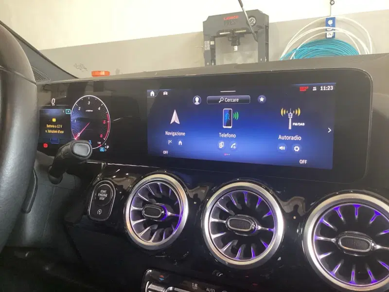 Mercedes-Benz GLA SUV usata a Foggia (12)