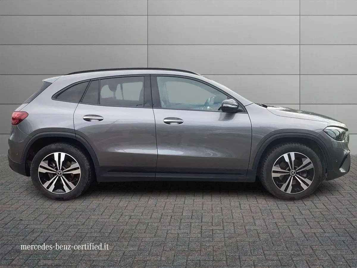 Mercedes-Benz GLA SUV usata a Foggia (5)