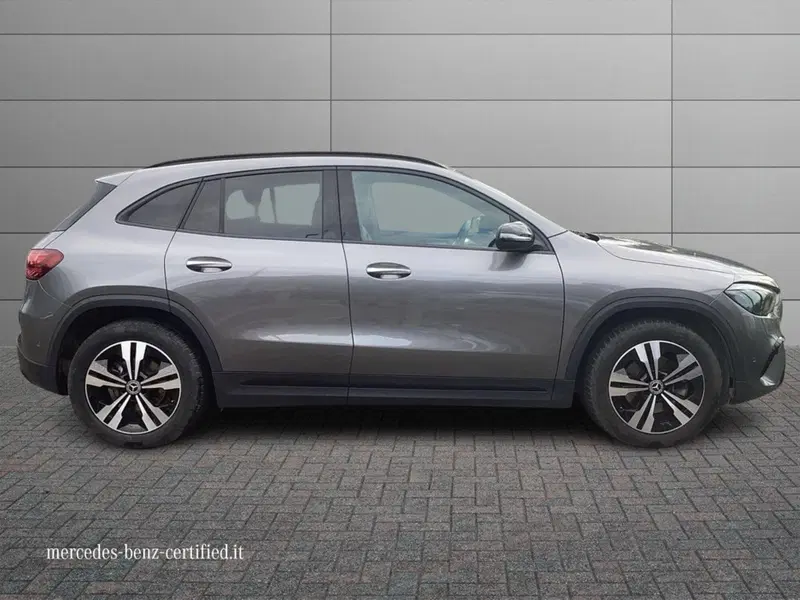 Mercedes-Benz GLA SUV usata a Foggia (5)