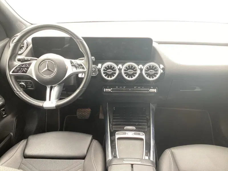Mercedes-Benz GLA SUV usata a Foggia (9)