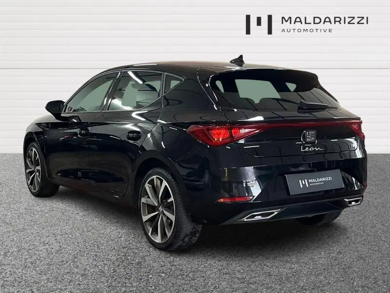 SEAT Leon usata a Bari (4)