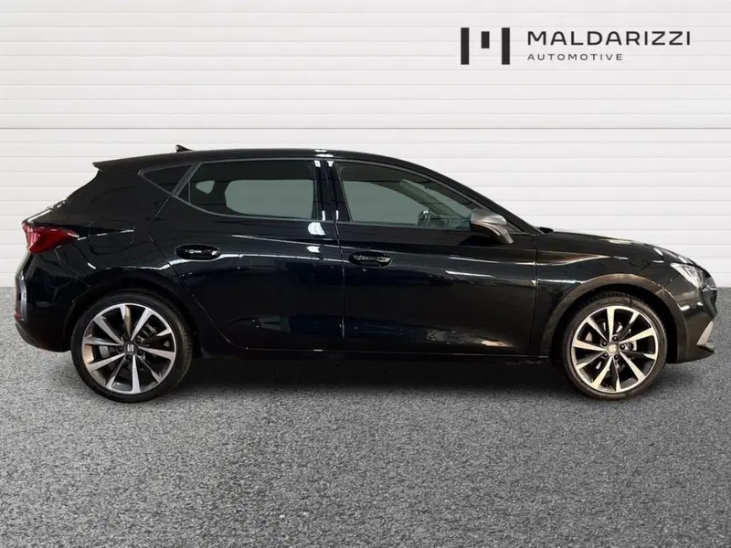 SEAT Leon usata a Bari (5)