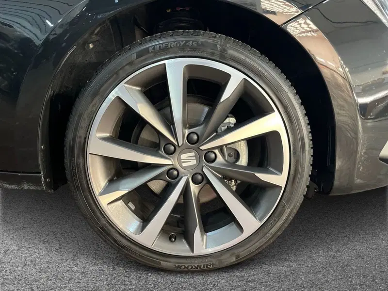 SEAT Leon usata a Bari (6)