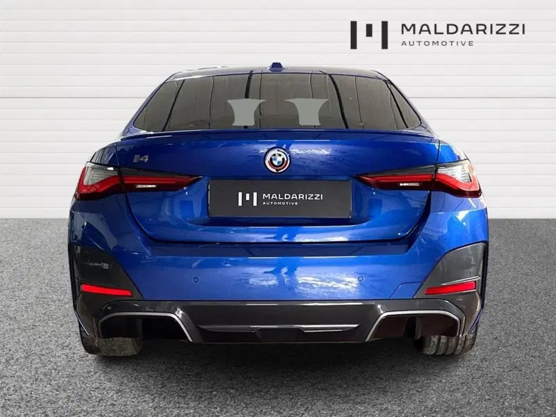 BMW i4 usata a Bari (3)