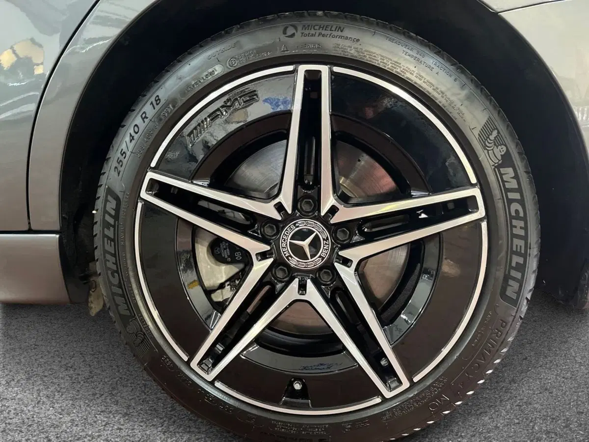 Mercedes-Benz Classe C usata a Bari (6)