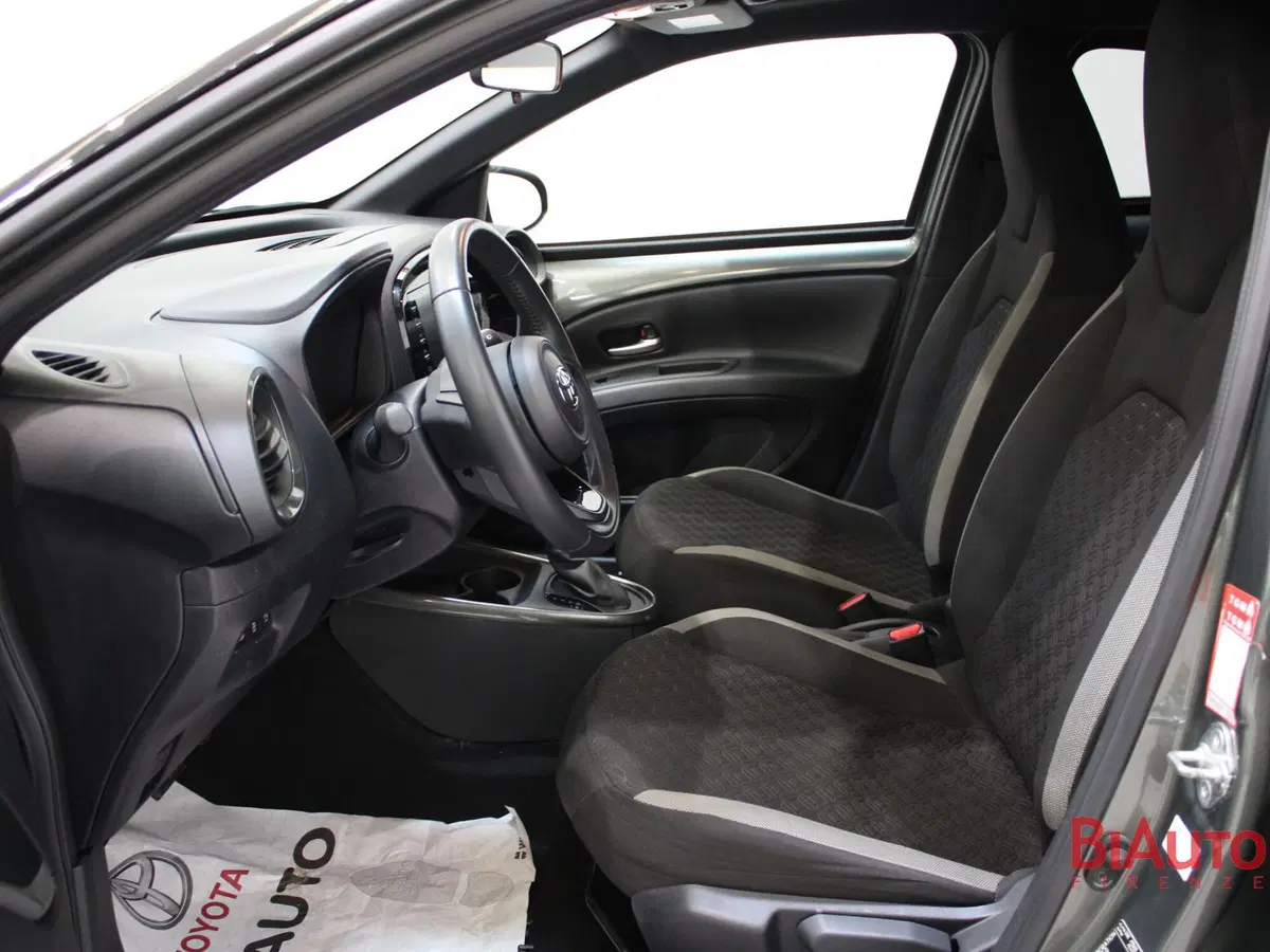Toyota Aygo X usata a Firenze (6)
