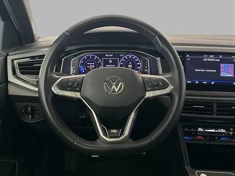 Volkswagen Taigo usata a Roma (9)