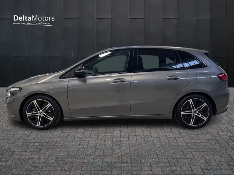 Mercedes-Benz Classe B nuova a Macerata (2)