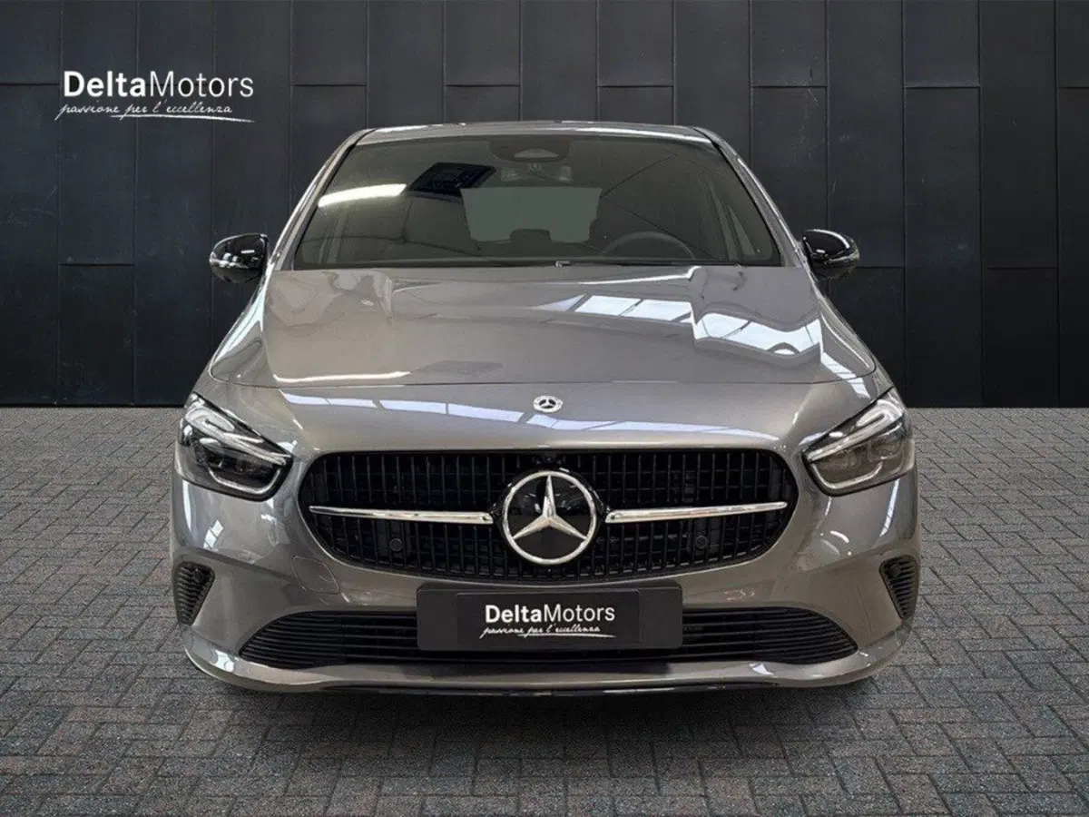 Mercedes-Benz Classe B nuova a Macerata (6)
