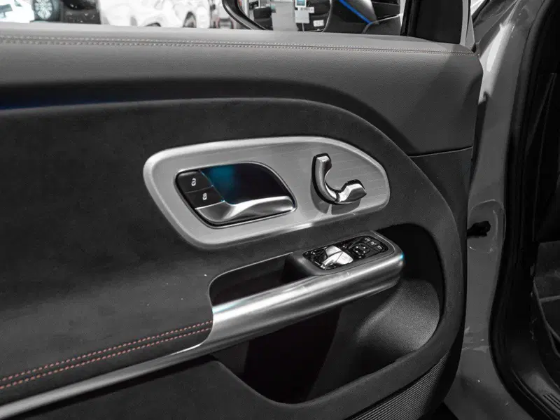 Mercedes-Benz GLB EQ nuova a Ancona (10)