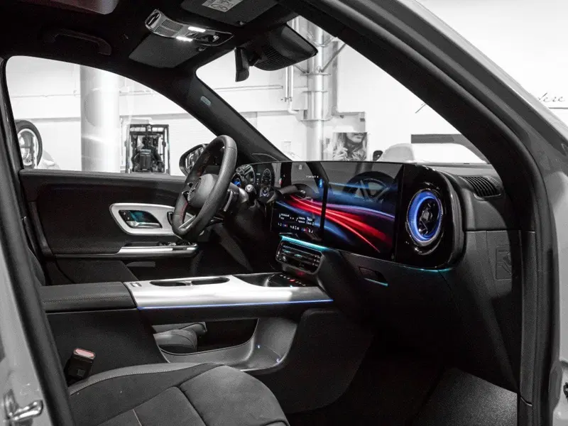 Mercedes-Benz GLB EQ nuova a Ancona (17)