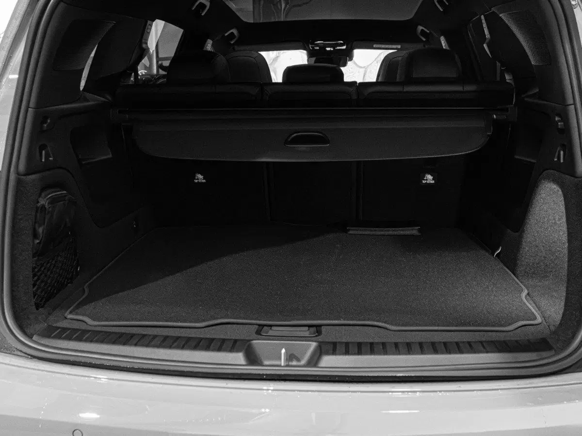 Mercedes-Benz GLB EQ nuova a Ancona (9)