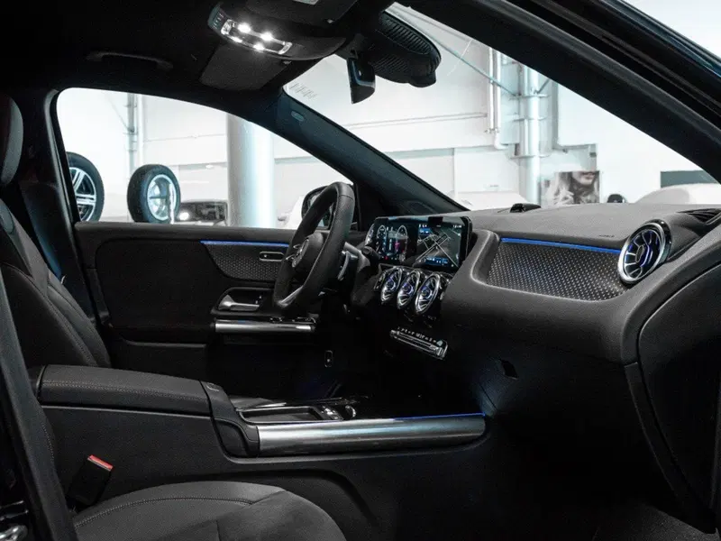 Mercedes-Benz GLA SUV nuova a Ancona (17)