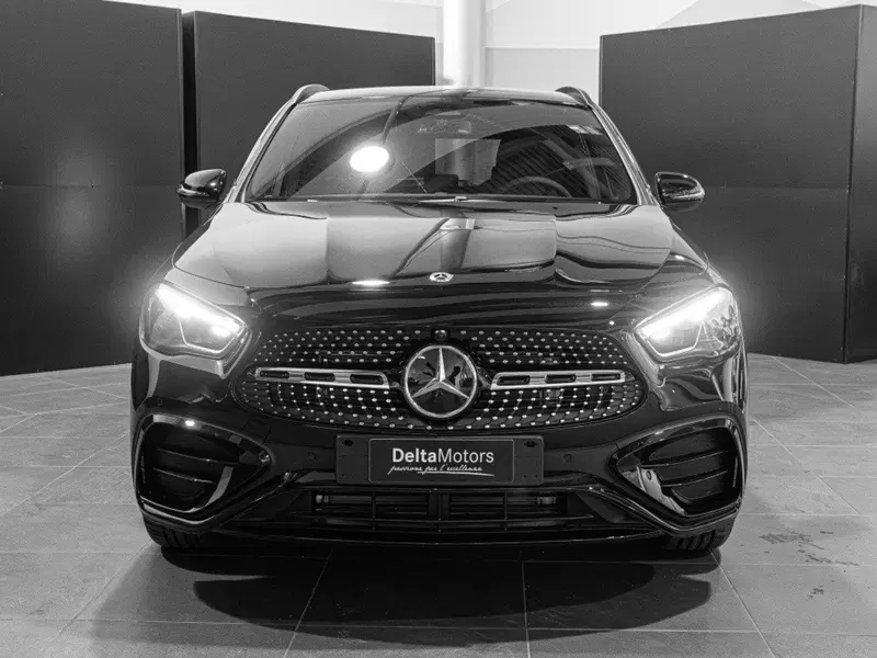 Mercedes-Benz GLA SUV nuova a Ancona (5)