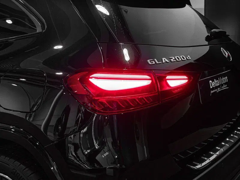 Mercedes-Benz GLA SUV nuova a Ancona (9)