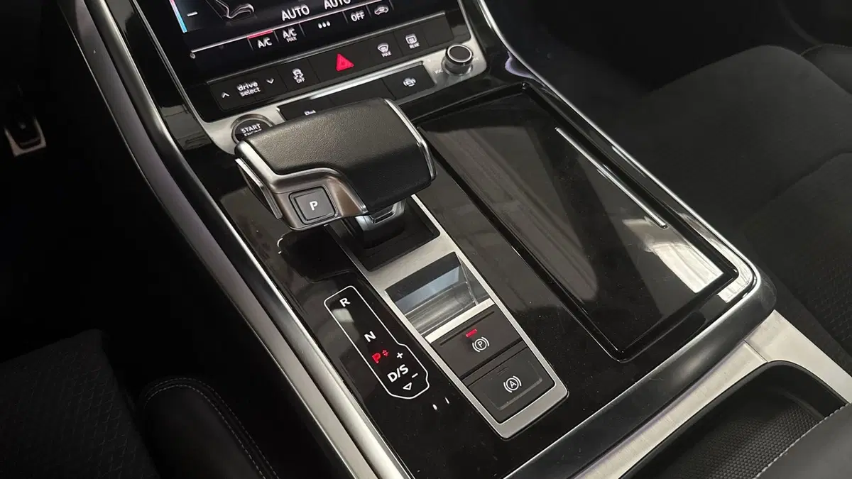Audi Q8 usata a Treviso (16)