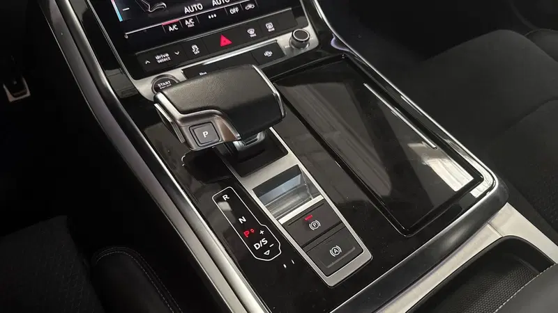 Audi Q8 usata a Treviso (16)