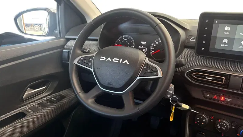Dacia Sandero usata a Treviso (12)